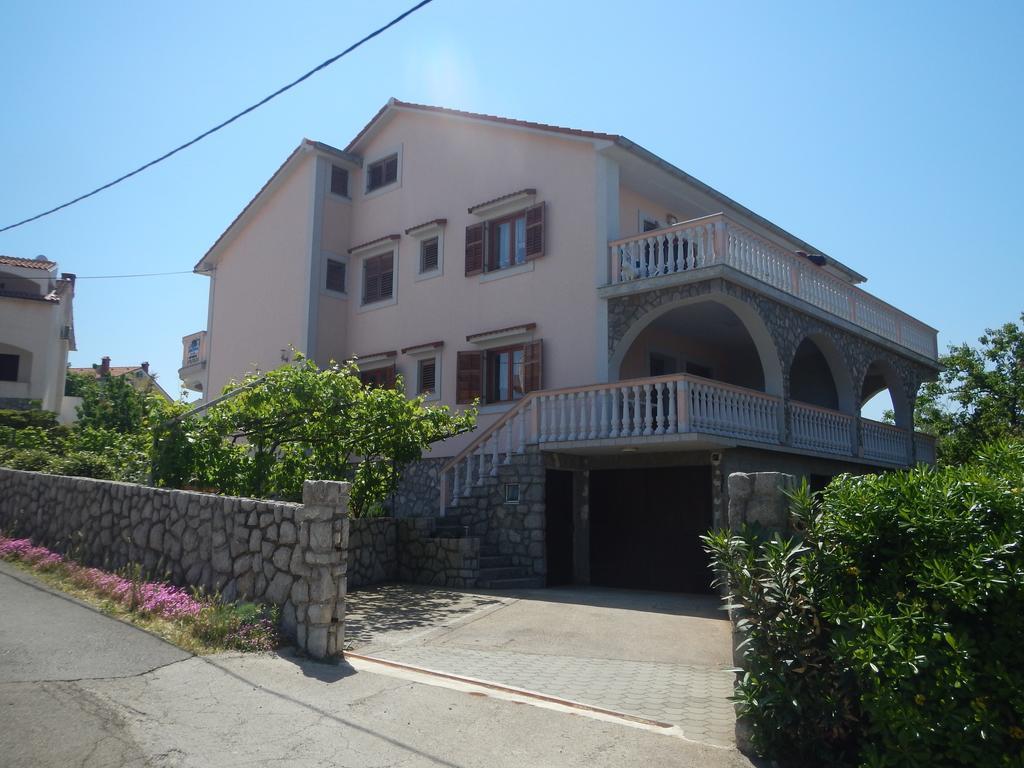 Apartments Petrovic Šilo Extérieur photo